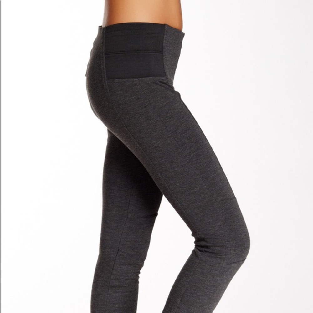 Kut From The Kloth Gray Ponte Elastic Waist Pant